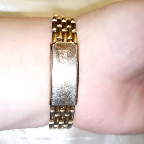 Ladies Pierre Cardin watch 